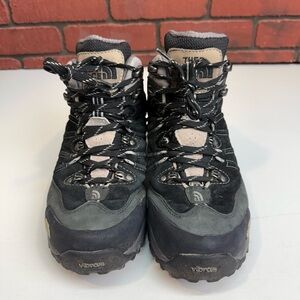 The North Face GORE-TEX hiking boots Women’s Size 7.5